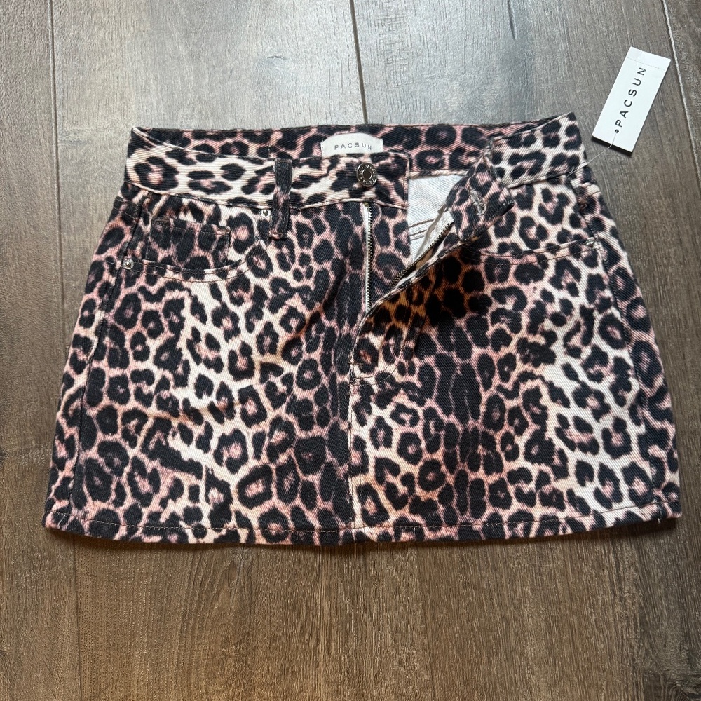 PacSun leopard skirt size 23